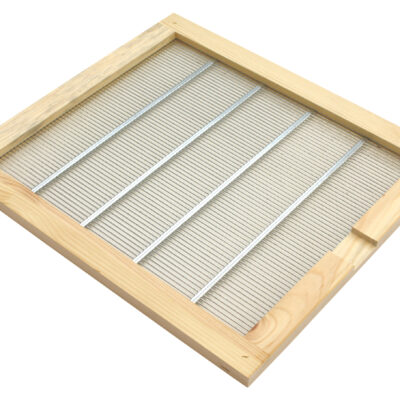 10R emaeraldusvõre raamiga